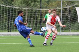 Sterk SEW zet kroon op seizoen met promotie naar tweede klasse