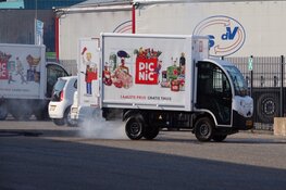 Opnieuw autobrand bij PicNic in Zwaagdijk-Oost