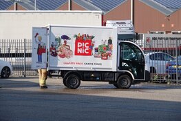 Opnieuw autobrand bij PicNic in Zwaagdijk-Oost