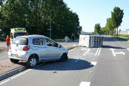 Gewonde bij ongeval tussen auto en bezorgdienst in Wervershoof