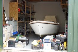 In Twisk gestolen aanhanger maand later aangetroffen in Oosterblokker