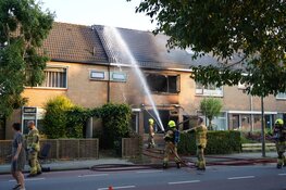 Rijtjeswoning in Wervershoof volledig uitgebrand