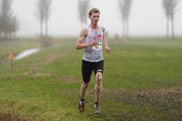Edwin Sjerps klopt tweevoudig winnaar Michiels bij Kerstcross Opmeer