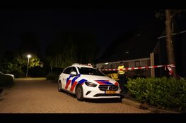 Zware schade na explosie bij woning in Wervershoof