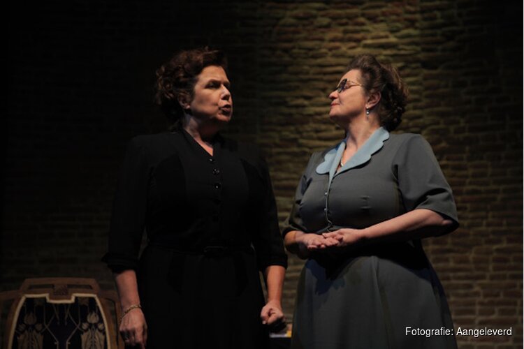 Theatervoorstelling ‘Tante Truus & Mammie Mies’ in Oorlogsmuseum Medemblik