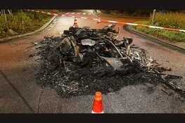 Caravan volledig uitgebrand in Opperdoes