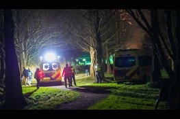 Zwaargewonde na vuurwerkongeval in parkje Oostwoud