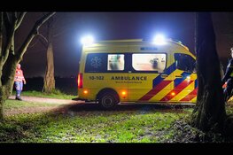 Zwaargewonde na vuurwerkongeval in parkje Oostwoud