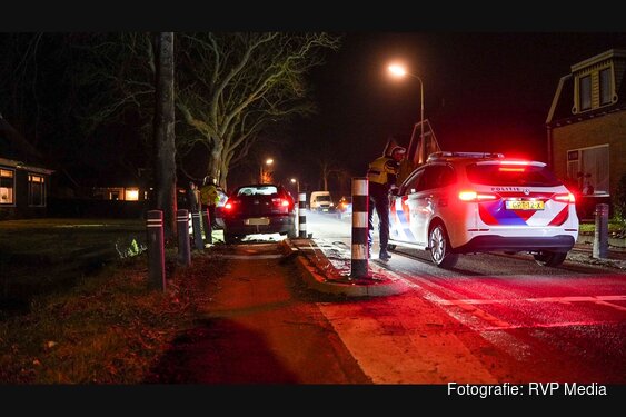 Automobiliste ramt meerdere paaltjes bij wegversmalling in Benningbroek