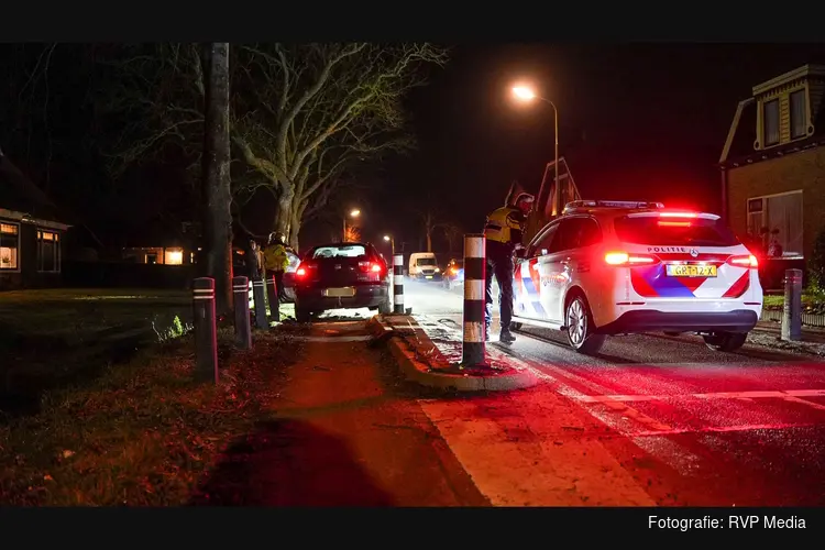 Automobiliste ramt meerdere paaltjes bij wegversmalling in Benningbroek
