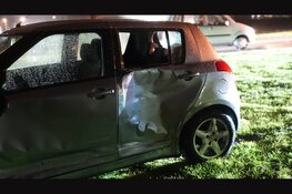 Ambulance loopt schade op na botsing op kruising in Medemblik