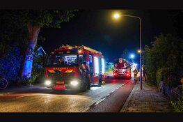 Grote brand uitgebroken in woning Andijk