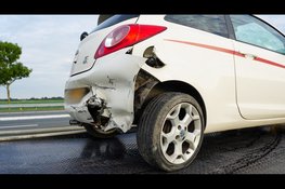 Opnieuw ongeluk op A7: camper en personenauto in botsing