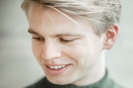 Medemblikker meesterpianist Ramon van Engelenhoven speelt filmmuziek in Bonifaciuskerk