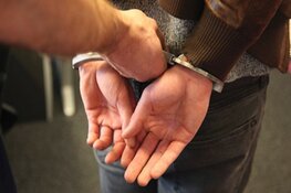 Medemblikker (22) opgepakt voor neersteken van 20-jarige man op kermis in Schagen