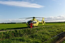 Man raakt zwaargewond na val uit raam in Oostwoud