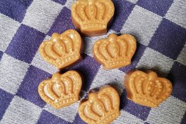 Winkel Bakkerijmuseum kleurt oranje