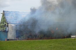Grote brand in opslagloods Oostwoud