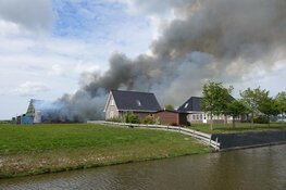 Grote brand in opslagloods Oostwoud