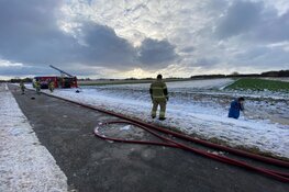Sloot in Andijk wordt doorzocht vanwege aantreffen fiets