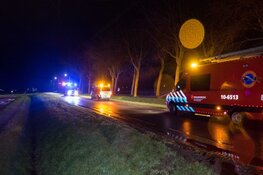 Scooterbestuurder zwaargewond aangetroffen in Andijk