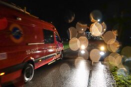 Scooterbestuurder zwaargewond aangetroffen in Andijk