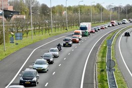 Chaos en veel oponthoud na botsing met tankauto op A7