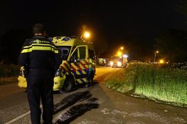 Auto vliegt uit de bocht in Wervershoof