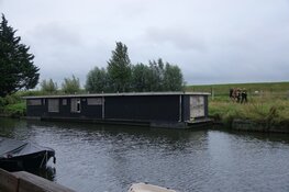 Brandje op woonboot in Medemblik