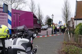 Fietser aangereden door vrachtwagen in Medemblik
